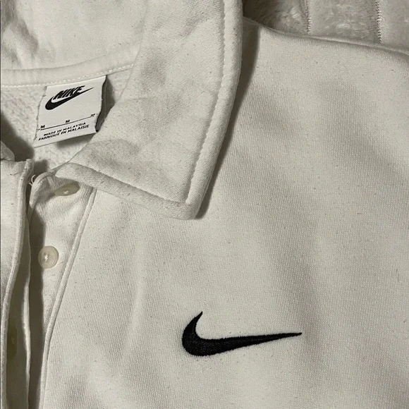 Nike Phoenix White Collared Pullover with Black Logo | Size Medium - Picture 2 of 8
